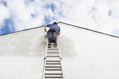 Peinture extérieure à Saint-Laurent-les-Bains-Laval-d'Aurelle — façades et ravalement
